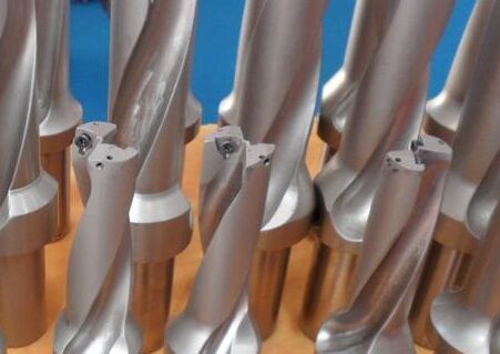 ����꣬����괲������괲�۸�