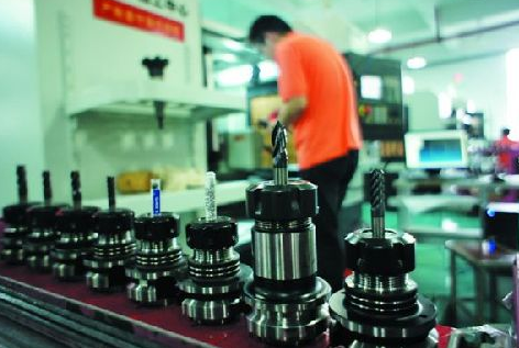 ����꣬����괲����������